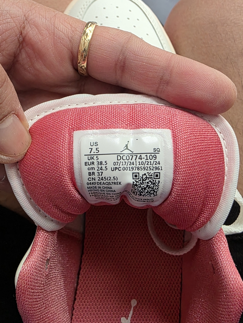 Nike Air Jordan 1 Low "Pink Salt / Guava Ice" (DC0774-109) - Women’s Size 7.5 US - Picture 6 of 6